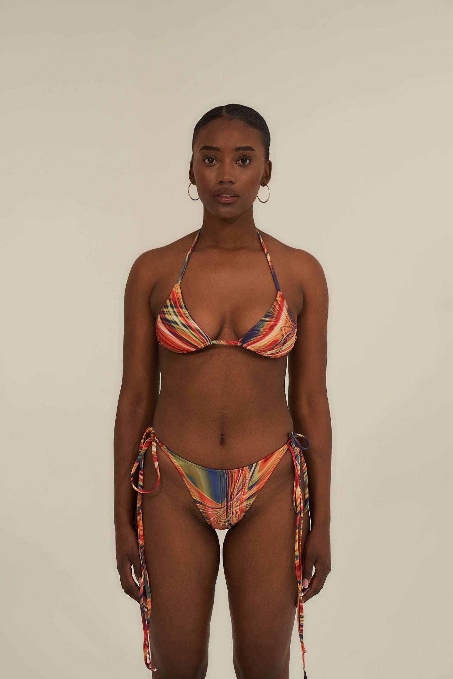 NON-REGULAR PRINT TRIANGLE BIKINI TOP